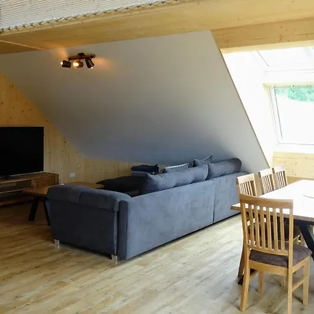 Apartamento Baumkrone Im Happy Allgaeu - 2-stoeckige Mit Wohnnetz Leutkirch im Allgäu
